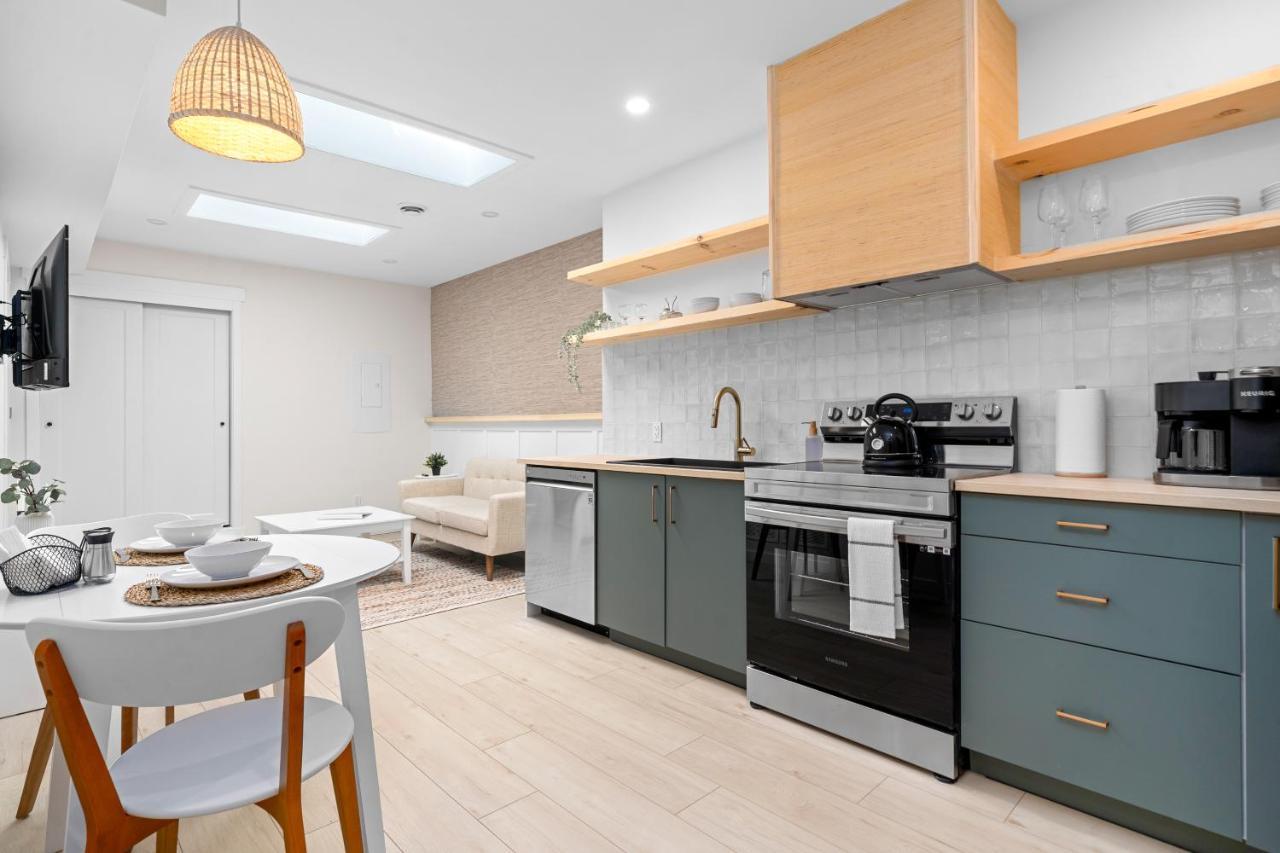 The Olympia: Front Street Flats Apartment Belleville Luaran gambar