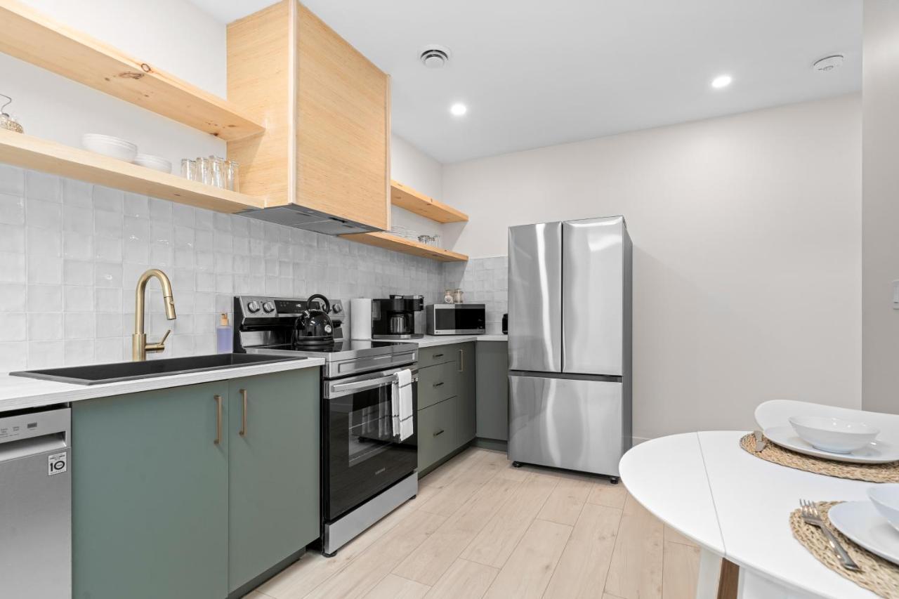 The Olympia: Front Street Flats Apartment Belleville Luaran gambar