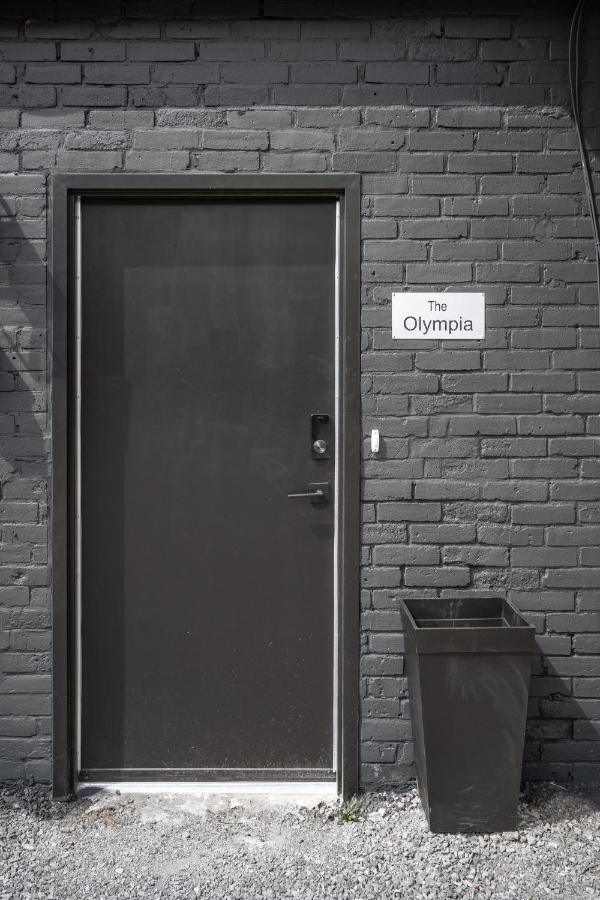 The Olympia: Front Street Flats Apartment Belleville Luaran gambar